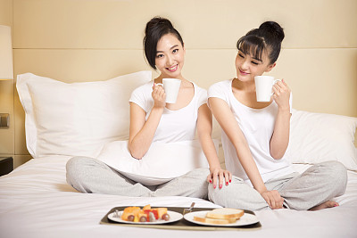 【蝌蚪视频在线观看】孕妇喝羊奶粉好吗？